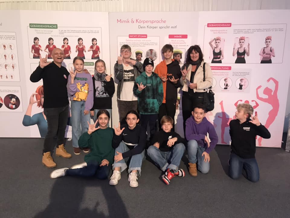 HandsuponTour