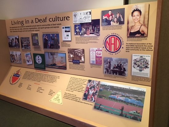living in deaf culture