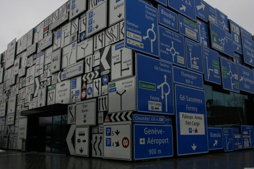 short house of sign